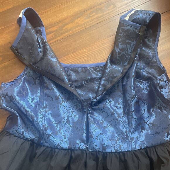 Gothic Renaissance Black Blue Top Skirt Princess XL NWOT - Picture 6 of 8